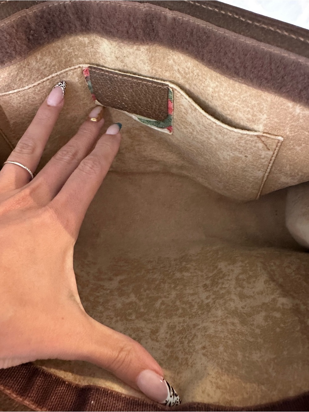 Gucci Brown GG Supreme Canvas clutch - Picture 6 of 6
